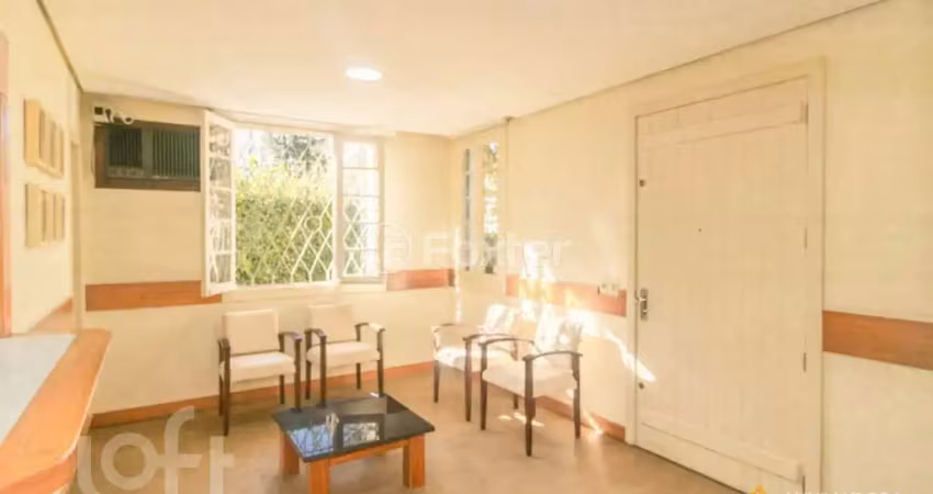 Casa com 3 quartos à venda na Rua Xavier Ferreira, 90, Auxiliadora, Porto Alegre
