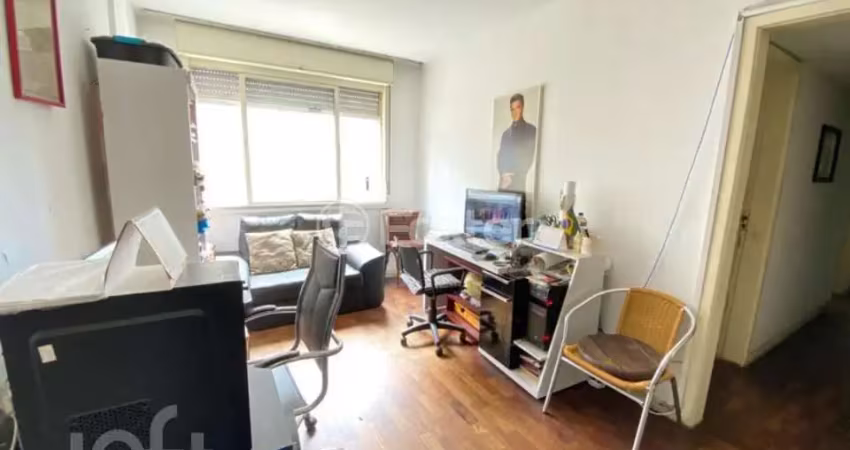 Apartamento com 3 quartos à venda na Avenida Cristóvão Colombo, 250, Floresta, Porto Alegre