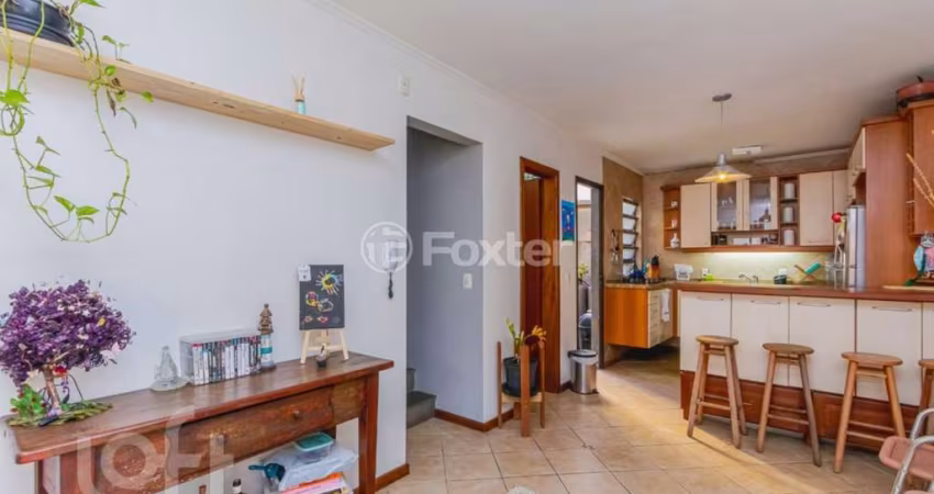 Casa em condomínio fechado com 3 quartos à venda na Rua Humberto de Campos, 601, Partenon, Porto Alegre