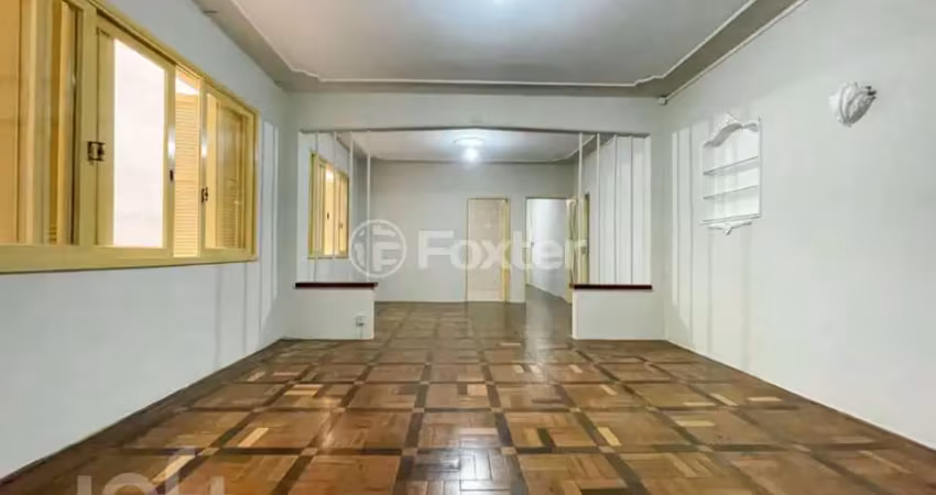 Apartamento com 3 quartos à venda na Rua Felipe Camarão, 553, Rio Branco, Porto Alegre
