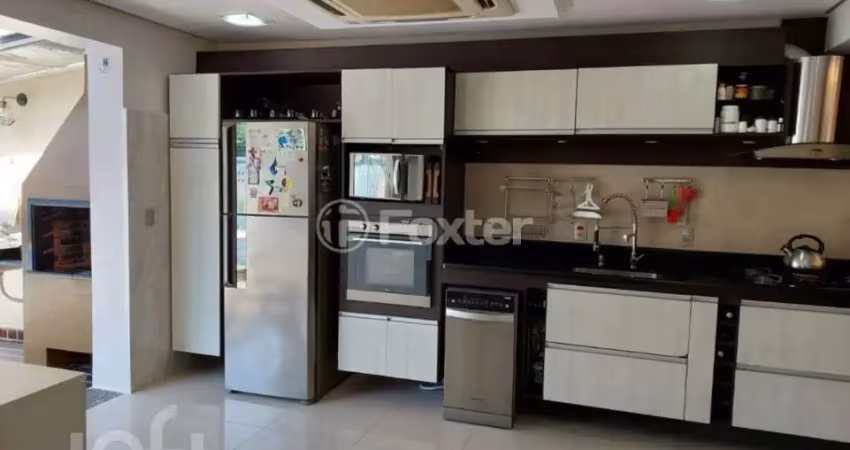 Casa com 3 quartos à venda na Rua Octávio de Souza, 56, Teresópolis, Porto Alegre