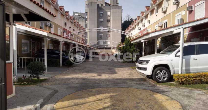 Casa em condomínio fechado com 3 quartos à venda na Rua Afonso Arinos, 145, Camaquã, Porto Alegre