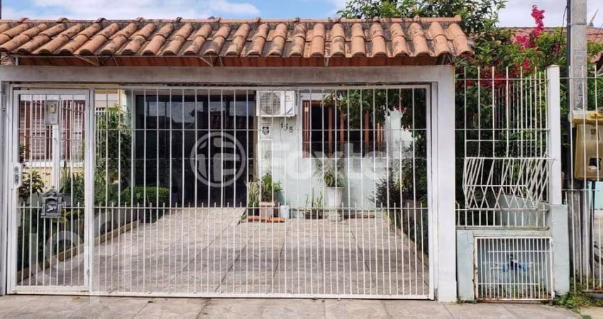 Casa com 2 quartos à venda na Rua Doutor Raphael Loro, 155, Hípica, Porto Alegre