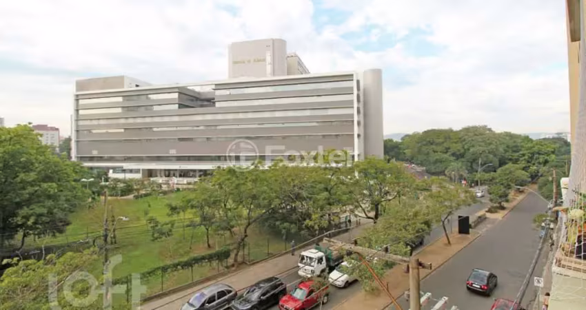 Apartamento com 2 quartos à venda na Rua Ramiro Barcelos, 2073, Santana, Porto Alegre