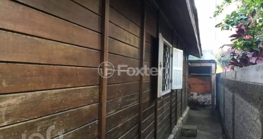 Casa com 3 quartos à venda na Rua Jari, 143, Passo da Areia, Porto Alegre
