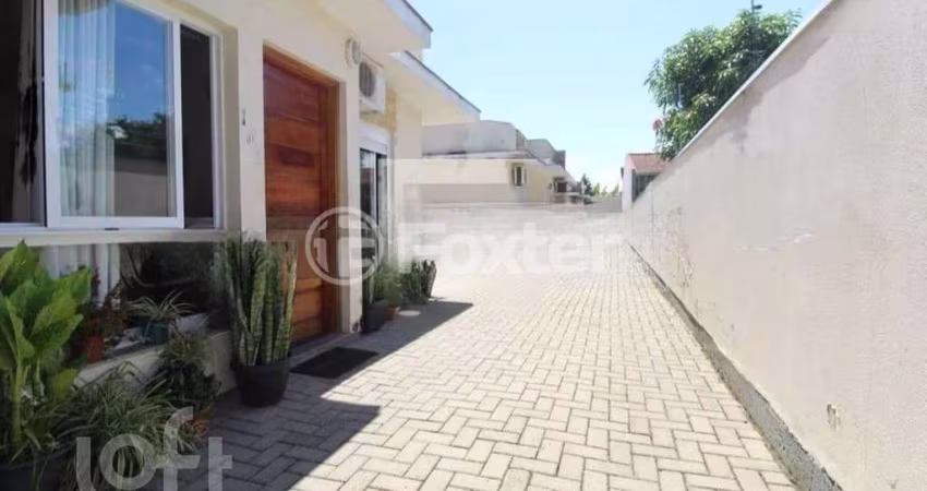 Casa em condomínio fechado com 2 quartos à venda na Rua Protásio Alves, 1004, Niterói, Canoas