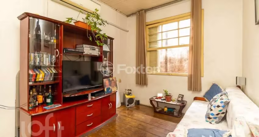 Casa com 3 quartos à venda na Rua Ramiro Barcelos, 319, Floresta, Porto Alegre