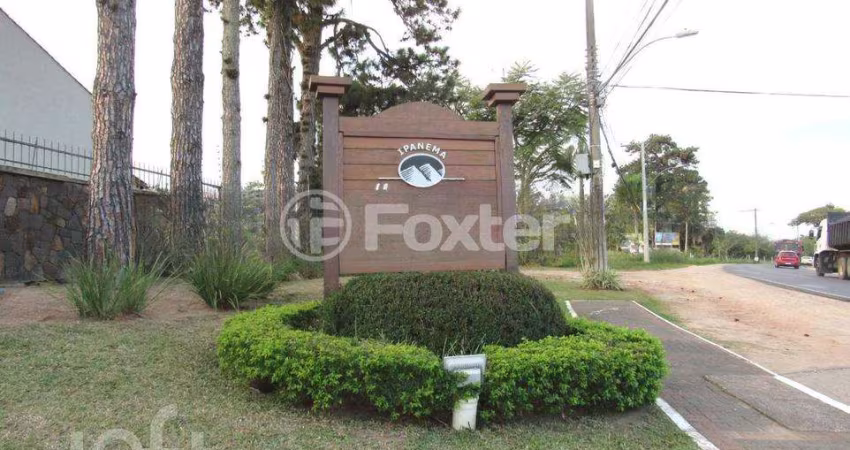 Casa com 3 quartos à venda na Avenida Edgar Pires de Castro, 540, Hípica, Porto Alegre