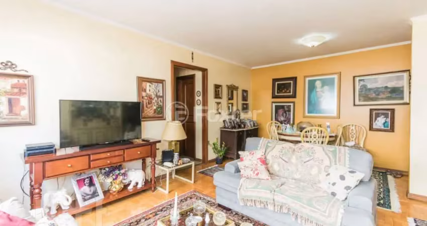Apartamento com 3 quartos à venda na Avenida Carlos Gomes, 1652, Três Figueiras, Porto Alegre