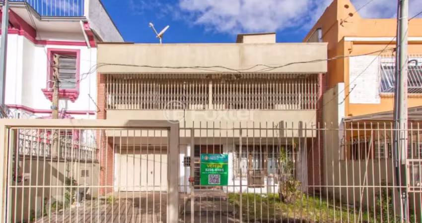 Casa com 3 quartos à venda na Rua Doutor Sebastião Leão, 267, Azenha, Porto Alegre