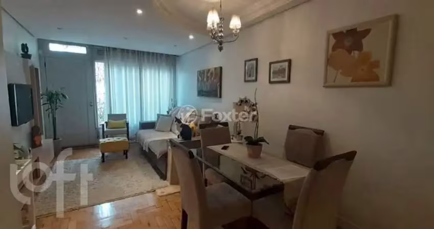Casa com 2 quartos à venda na Rua Padre Hildebrando, 380, Santa Maria Goretti, Porto Alegre