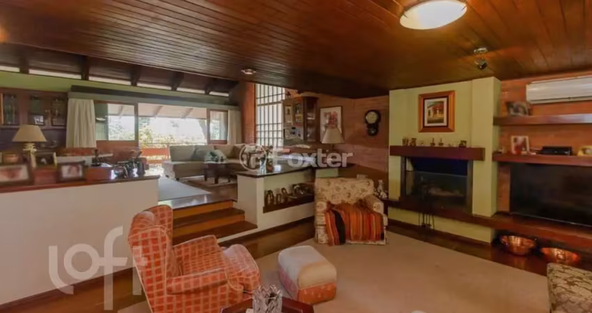 Casa com 5 quartos à venda na Rua Doutor Barbosa Gonçalves, 381, Chácara das Pedras, Porto Alegre