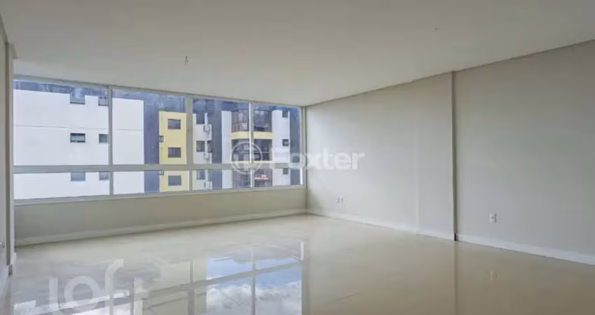 Apartamento com 3 quartos à venda na Rua Ângelo Possebon, 312, Centro, Canoas