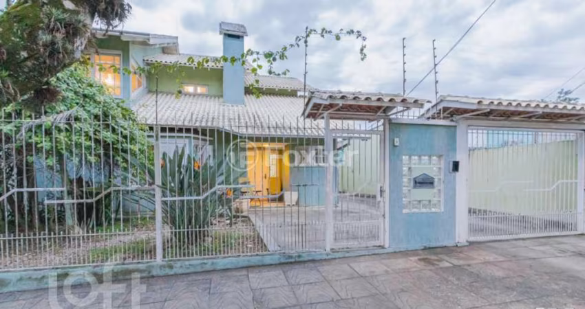 Casa com 5 quartos à venda na Rua Pero Vaz de Caminha, 571, Nossa Senhora das Graças, Canoas