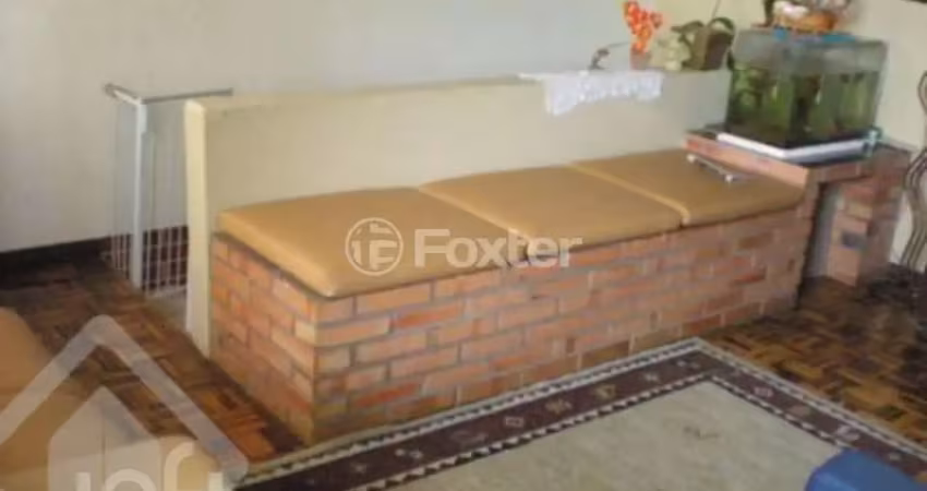 Casa com 3 quartos à venda na Avenida Nonoai, 63, Nonoai, Porto Alegre