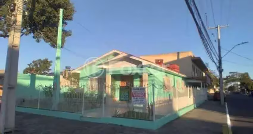Casa com 3 quartos à venda na Rua Garibaldi, 205, Niterói, Canoas