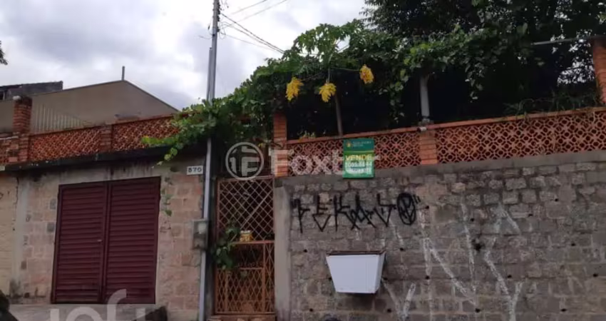 Casa com 2 quartos à venda na Rua Eloema de Oliveira Barcelos, 370, Morro Santana, Porto Alegre