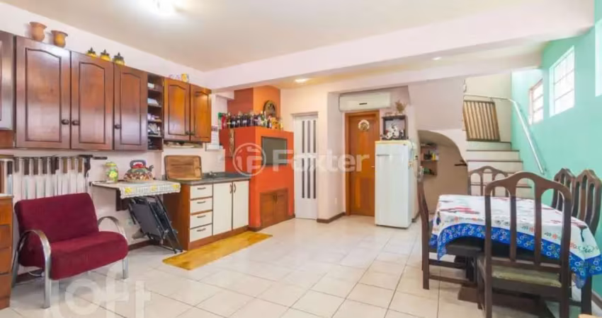 Casa com 3 quartos à venda na Rua Nunes Machado, 429, Azenha, Porto Alegre