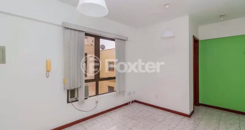 Sala comercial com 1 sala à venda na Rua Sport Club São José, 54, Passo da Areia, Porto Alegre
