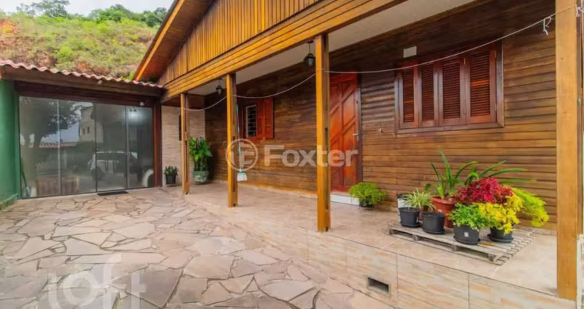 Casa com 3 quartos à venda na Rua Encantadora, 320, Partenon, Porto Alegre