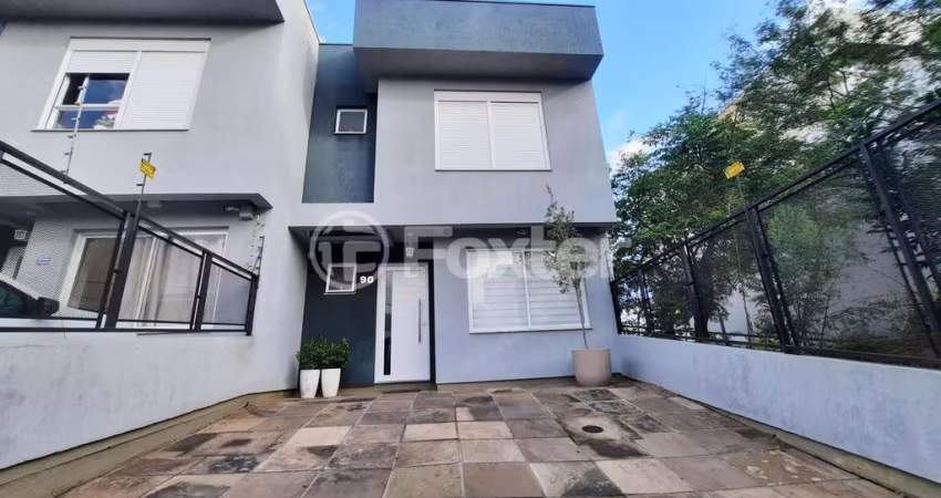 Casa com 3 quartos à venda na Rua Manoel Fernandes, 90, Guarujá, Porto Alegre