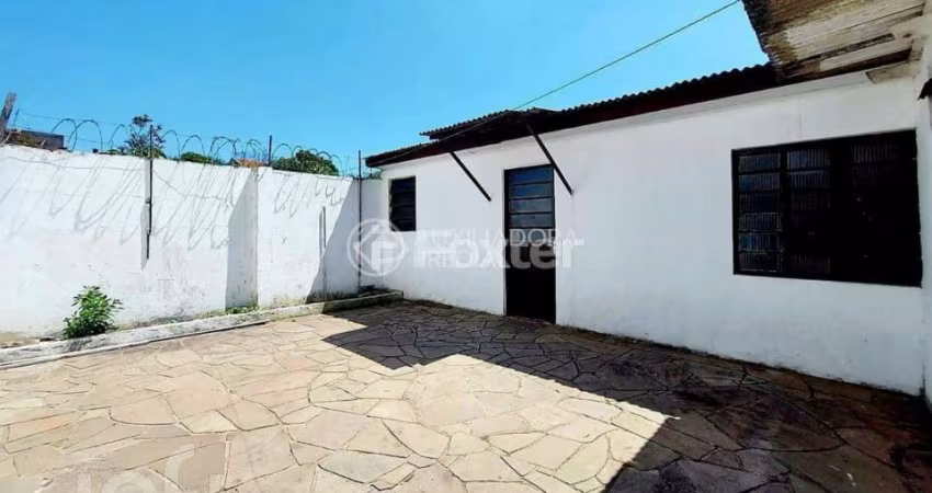 Casa com 3 quartos à venda na Rua Caldre e Fião, 658, Santo Antônio, Porto Alegre