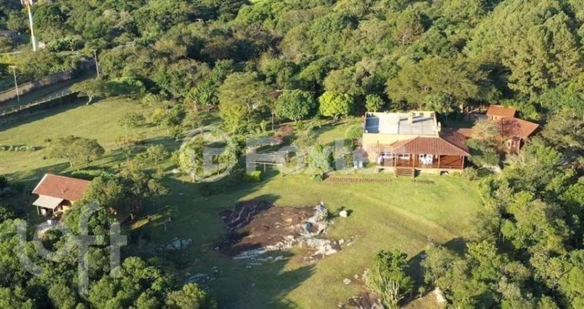 Casa com 2 quartos à venda na Estrada Kanazawa, 605, Vila Nova, Porto Alegre