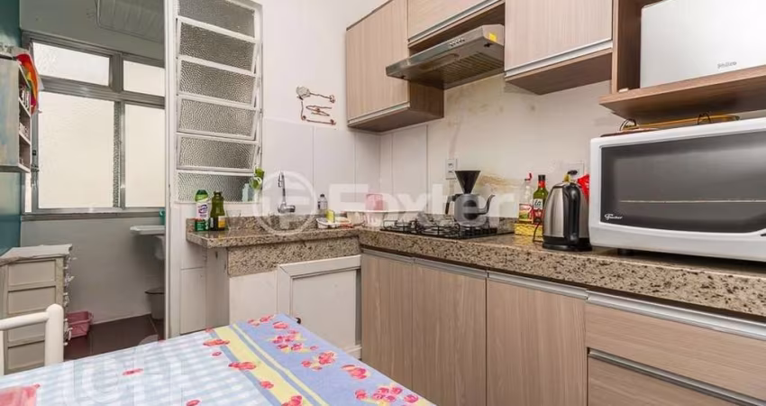 Apartamento com 2 quartos à venda na Avenida Cristóvão Colombo, 1145, Floresta, Porto Alegre
