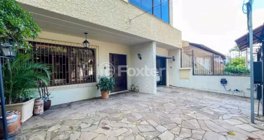 Casa com 5 quartos à venda na Rua Abílio Miller, 82, Jardim Itu Sabará, Porto Alegre