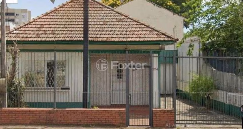 Casa com 3 quartos à venda na Rua Joaquim Silveira, 994, São Sebastião, Porto Alegre