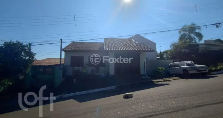 Casa com 2 quartos à venda na Rua Síria, 54, Petrópolis, Novo Hamburgo