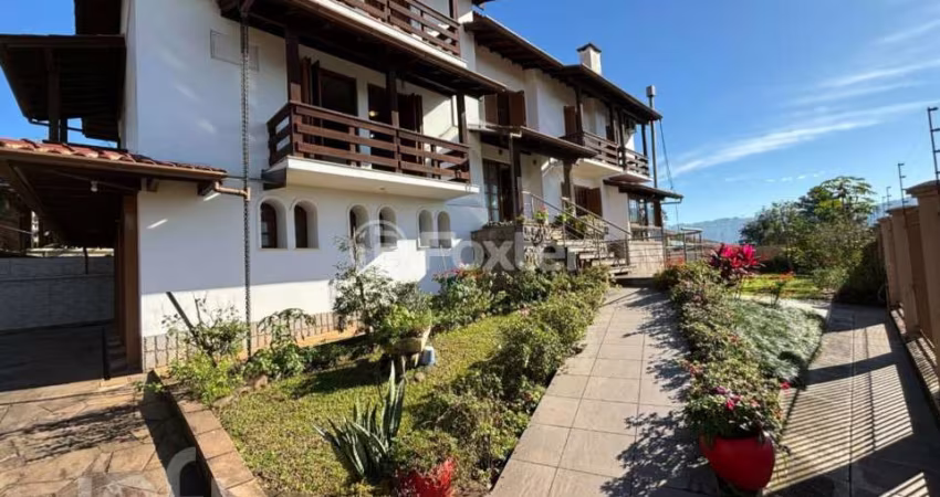 Casa com 5 quartos à venda na Rua José Antenor Nunes, 18, Vila Nova, Novo Hamburgo