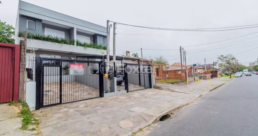 Casa com 3 quartos à venda na Rua Doutor Pereira Neto, 1013, Tristeza, Porto Alegre