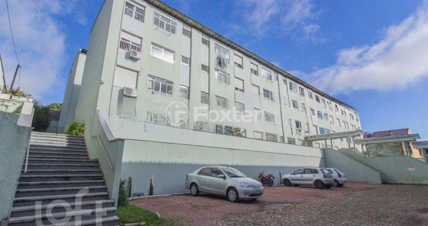 Apartamento com 2 quartos à venda na Rua Padre João Batista Reus, 3347, Camaquã, Porto Alegre