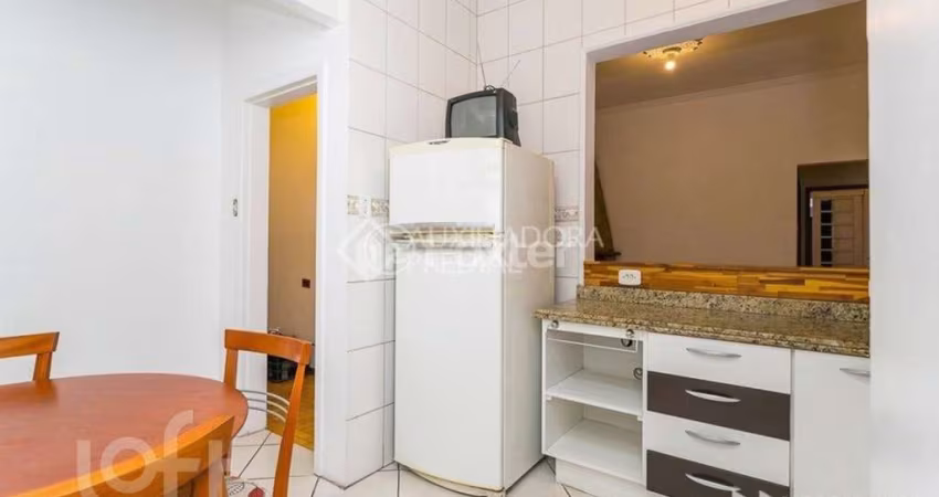 Apartamento com 2 quartos à venda na Rua Miguel Tostes, 887, Rio Branco, Porto Alegre