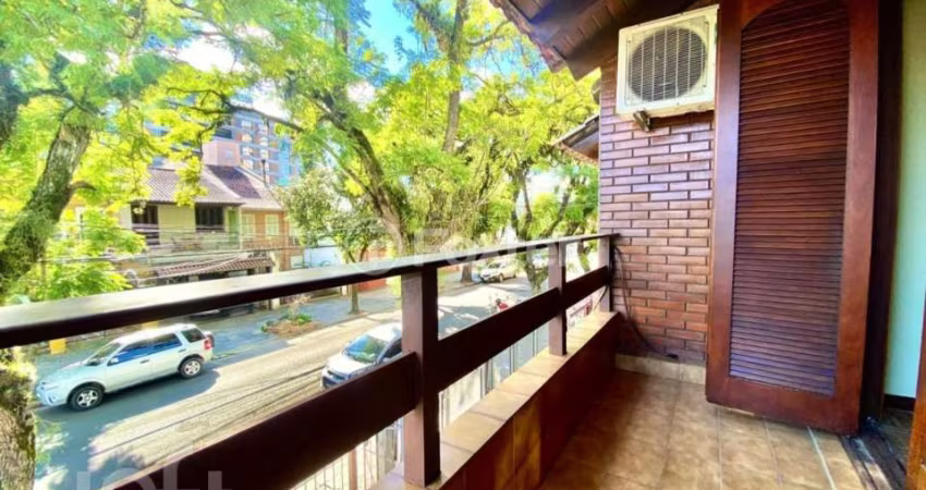 Casa com 3 quartos à venda na Rua General Caldwell, 857, Menino Deus, Porto Alegre
