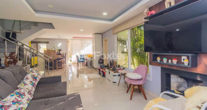 Casa com 3 quartos à venda na Rua Irany de Oliveira Sant'Anna, 90, Hípica, Porto Alegre