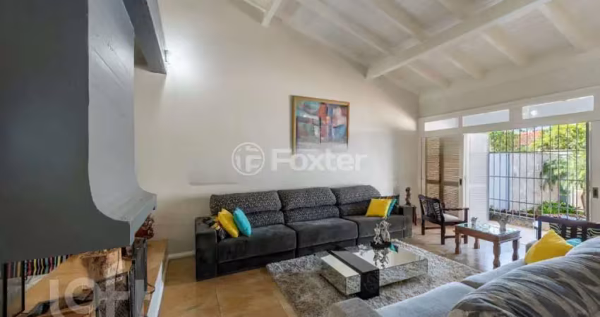 Casa com 5 quartos à venda na Avenida Saul Nonnenmacher, 98, Ipanema, Porto Alegre