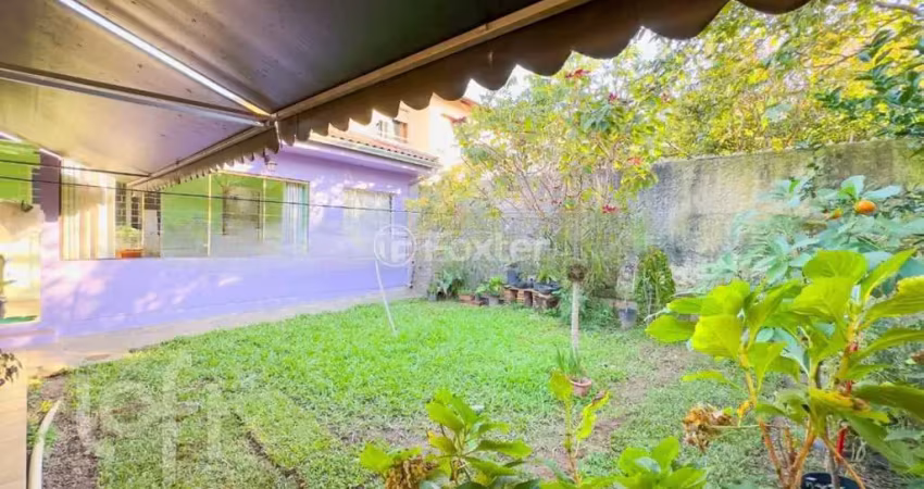 Casa com 3 quartos à venda na Rua Gaspar de Lemos, 56, Vila Ipiranga, Porto Alegre