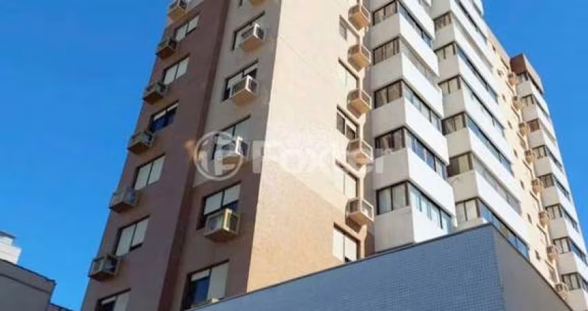 Apartamento com 3 quartos à venda na Rua Felipe Camarão, 651, Rio Branco, Porto Alegre