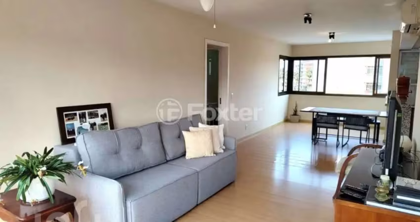 Apartamento com 3 quartos à venda na Rua Felipe Camarão, 651, Rio Branco, Porto Alegre