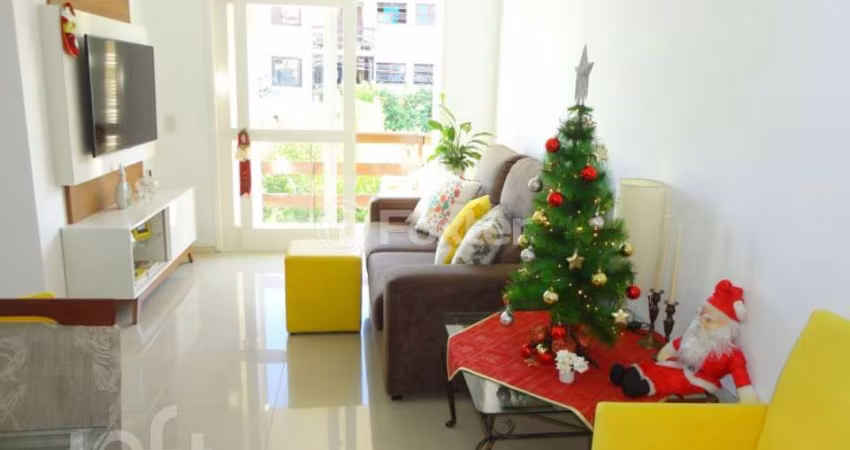 Apartamento com 3 quartos à venda na Rua Marcone, 470, Partenon, Porto Alegre