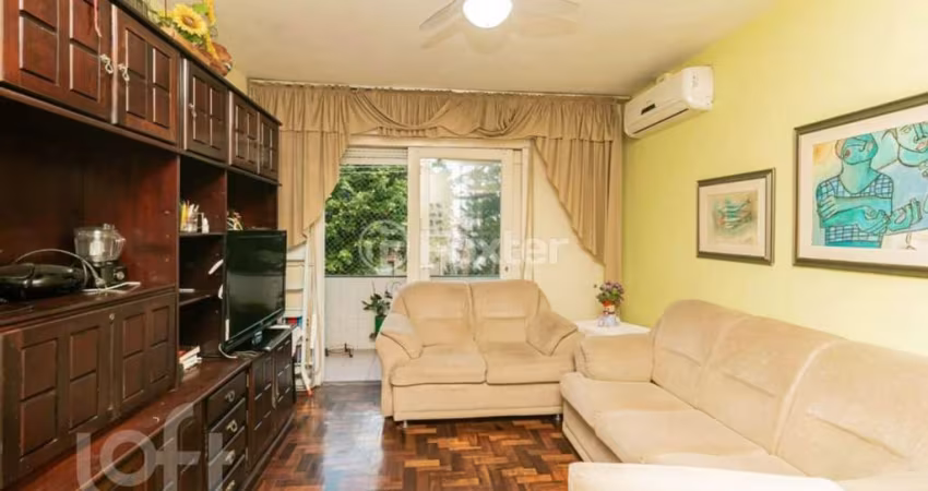 Apartamento com 3 quartos à venda na Rua Cipó, 270, Passo da Areia, Porto Alegre