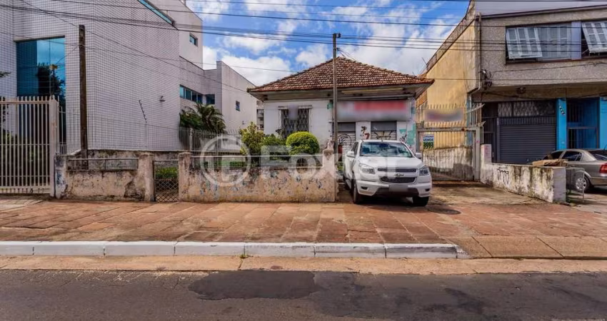 Terreno à venda na Avenida Bento Gonçalves, 4231, Partenon, Porto Alegre