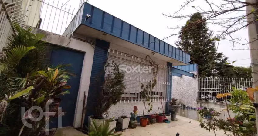 Casa com 3 quartos à venda na Rua Eurico Lara, 546, Medianeira, Porto Alegre