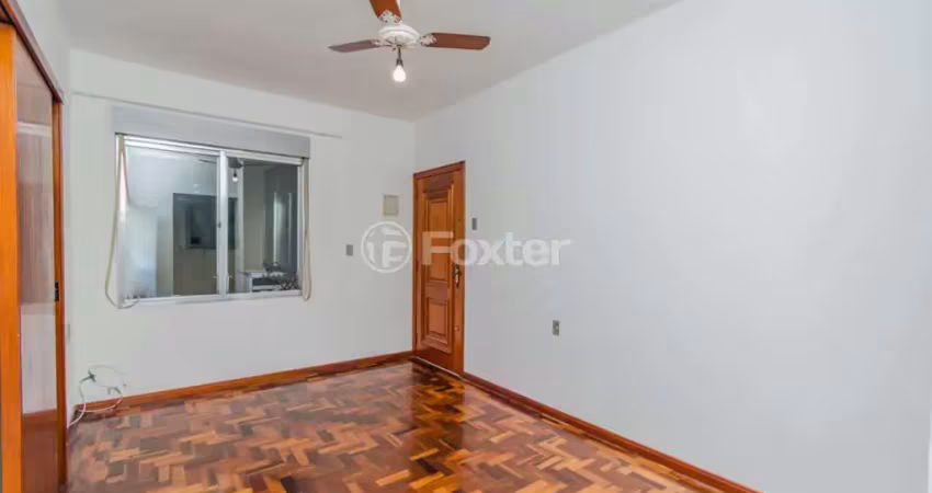 Apartamento com 2 quartos à venda na Rua Cristóvão Pereira, 175, Passo da Areia, Porto Alegre