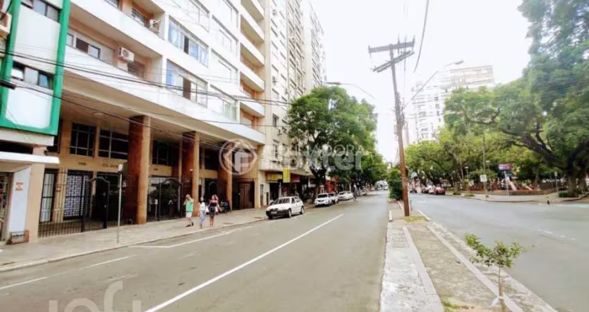 Apartamento com 2 quartos à venda na Avenida Borges de Medeiros, 1141, Centro Histórico, Porto Alegre