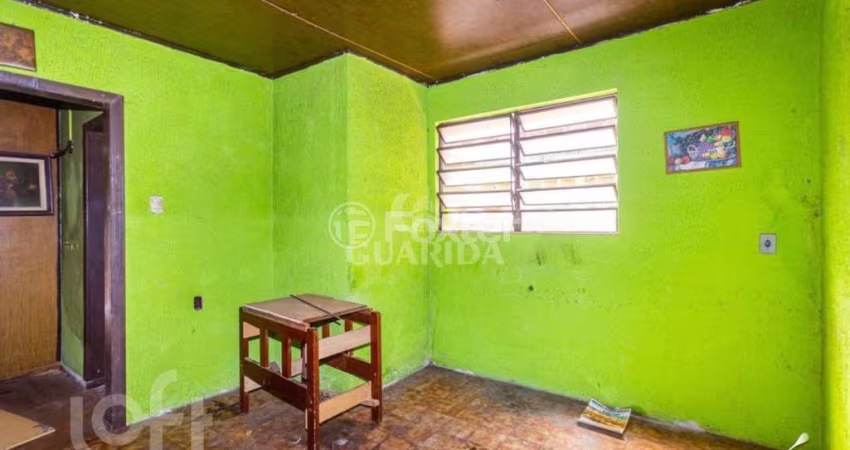 Casa com 3 quartos à venda na Rua Doutor Ney Cabral, 363, Nonoai, Porto Alegre