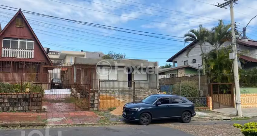 Casa com 3 quartos à venda na Rua Professor José Maria Rodrigues, 199, Vila Ipiranga, Porto Alegre