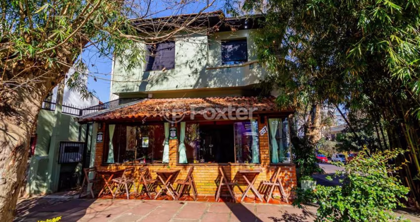 Casa com 3 quartos à venda na Rua Carlos Von Koseritz, 287, São João, Porto Alegre